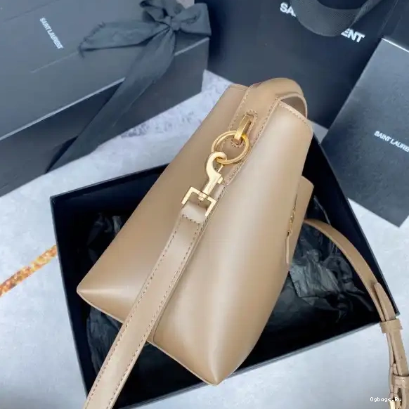 37 YSL SMALL  BAG-17*20*13CM LE 0501